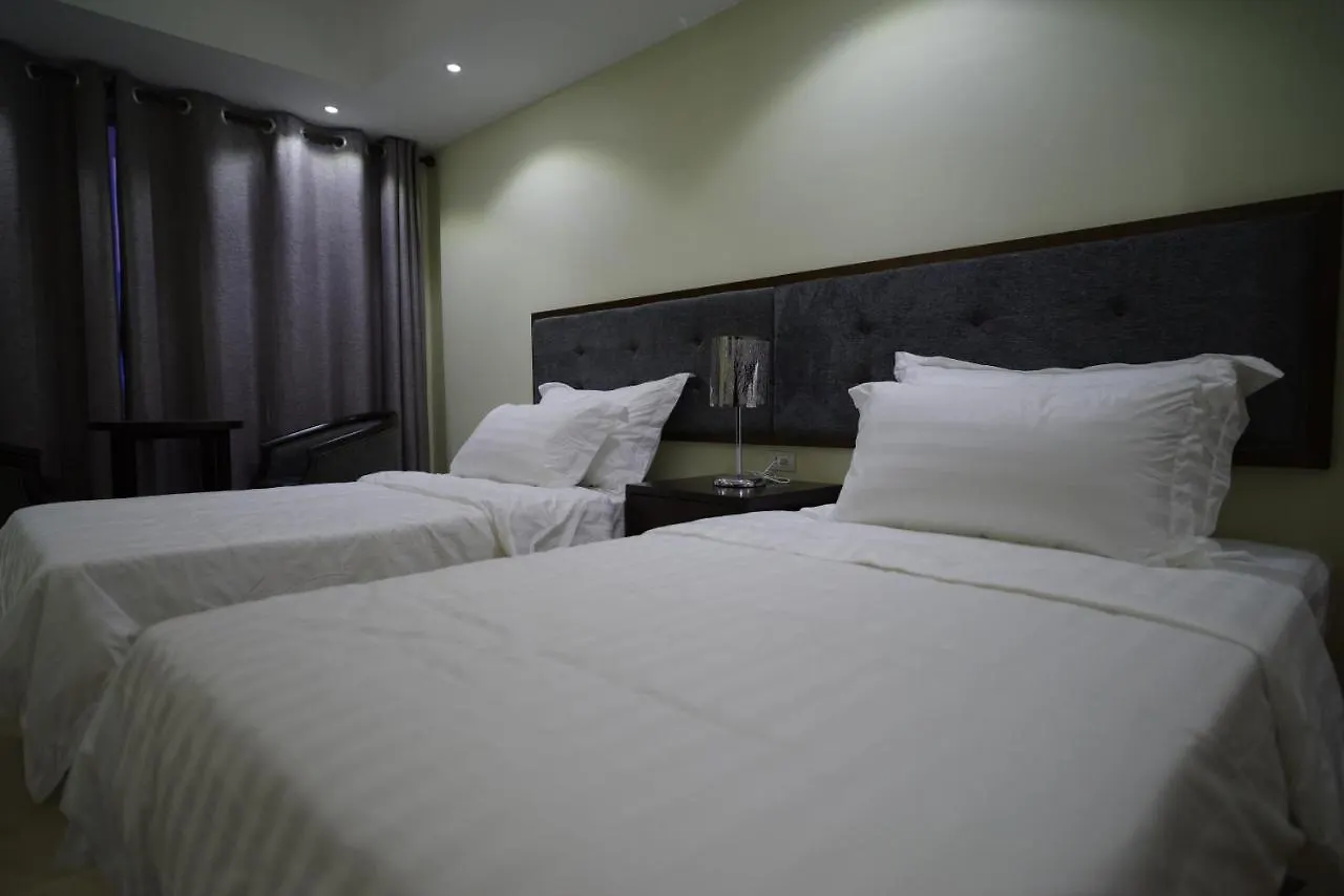 Aparthotel Luxe In Venice Taguig Philippines