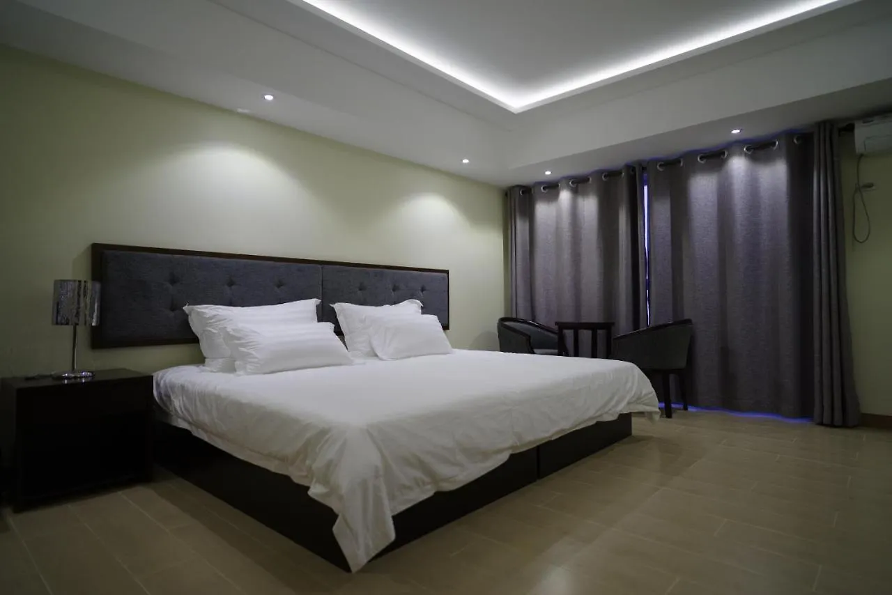 Aparthotel Luxe In Venice Taguig